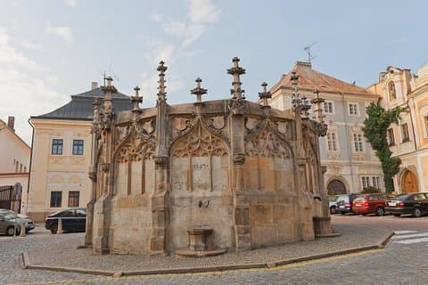Kutná Hora UNESCO Tour with Bone Church Admissions