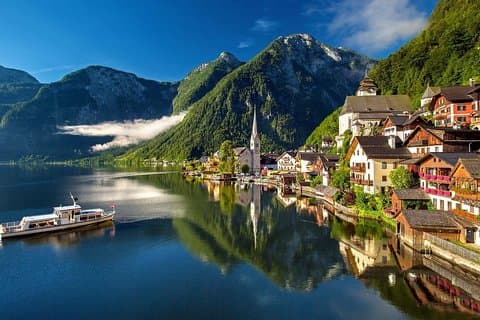 Cesky Krumlov to Hallstatt Private Transfer with Sightseeing
