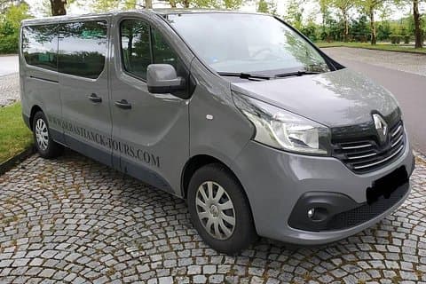 Daily Door to Door Shared Shuttle bus from Cesky Krumlov to Vienna