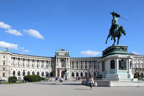 Prague - Vienna One-way Sightseeing Private Tour