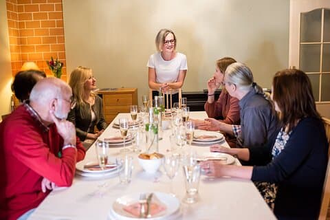 4-Course Traditional Czech Dinner with Wine in Local Prague Home