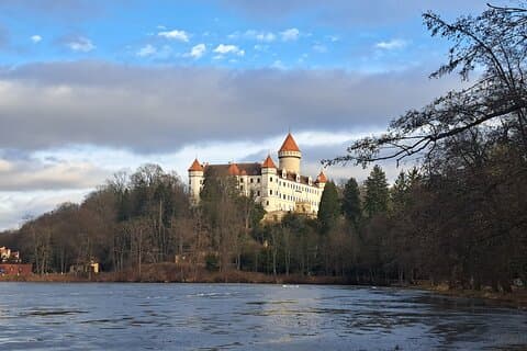 Konopište Castle from the lake walk