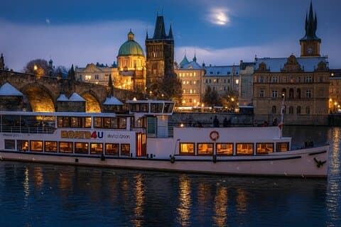 Advent Cruise with Traditional Sweets and Hot Drinks
