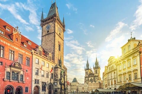 Prague Old Town Hidden Gems Tour with Local Food and Beer Tasting