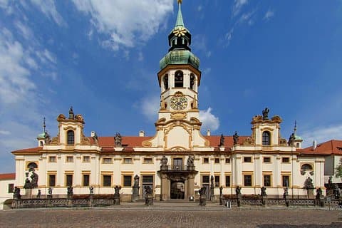 Prague History Highlights including Loreta Monastery tour