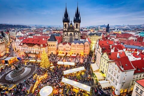 Charles Bridge & Old Town Prague Tour with Audioguide