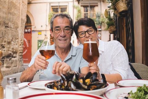 Private Cultural Beer Walking Tour in Prague Old Town