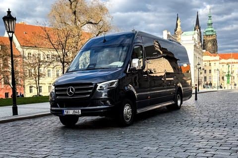 From Prague to Vienna - Private Transfer by MINIBUS Mercedes Sprinter 19+1pax