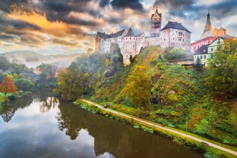 From Prague Tour to Karlovy Vary and Loket (optional castle)