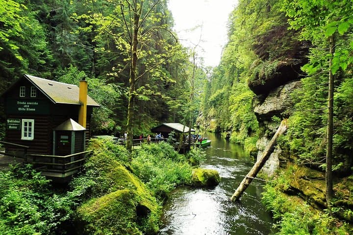 A boat ride through Wild Gorge