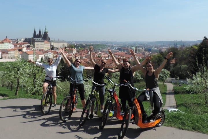 Amazing 2Hr of the Small group tour