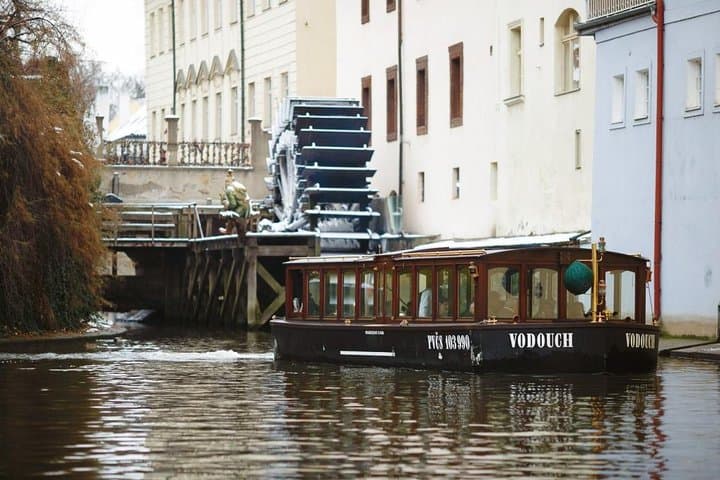 The small boats can access narrow spots inaccessible for the big ships