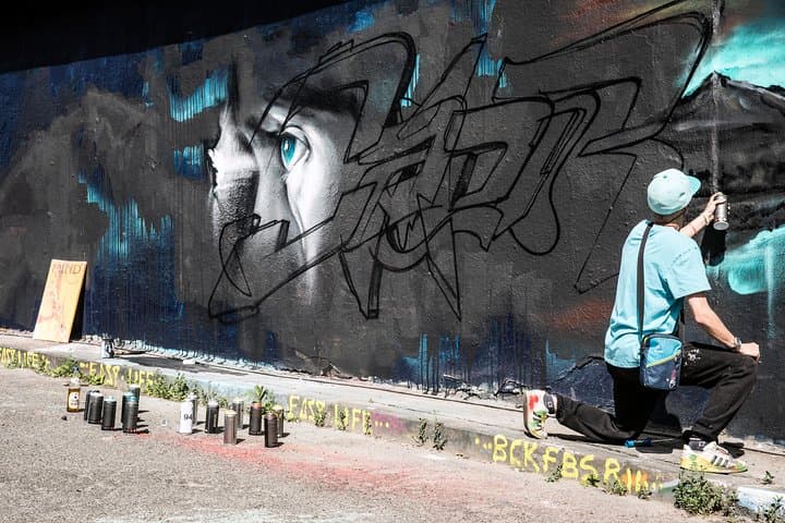 Legal graffiti wall
