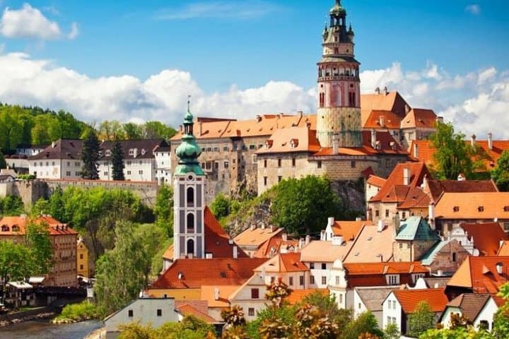 Private Day trip from Prague to Cesky Krumlov via Hluboka Castle