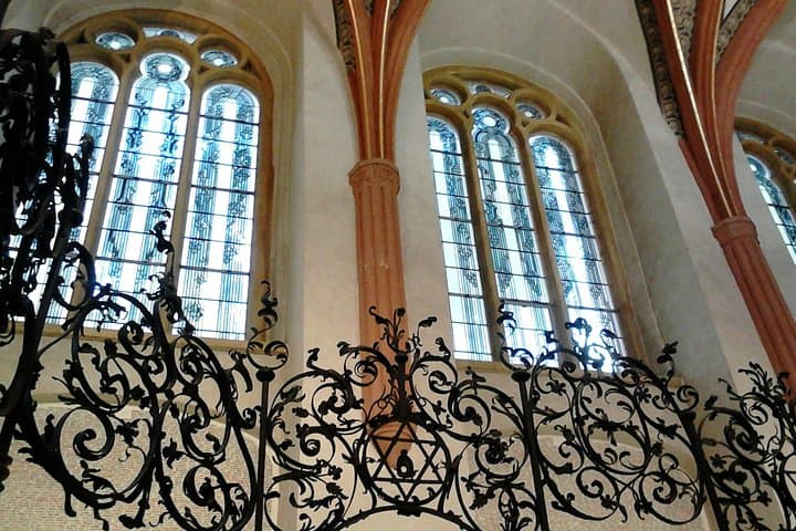 A synagogue from 1500s which now houses the largest monument to Jewish victims of Nazism from our country