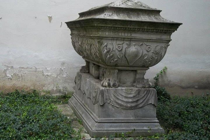 Jewish tombstone