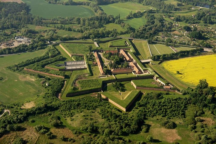 Private Tour: Terezin Half-Day Tour from Prague