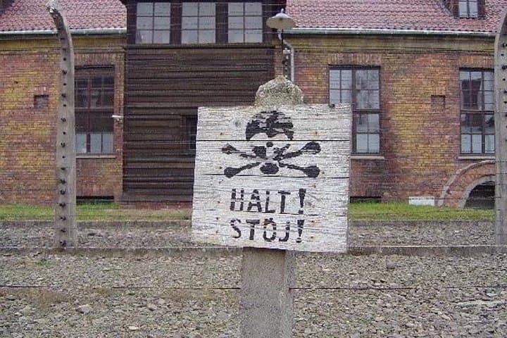 Private Tour to Auschwitz from Prague