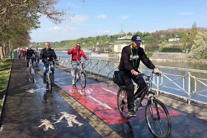 Ride along Vltava river