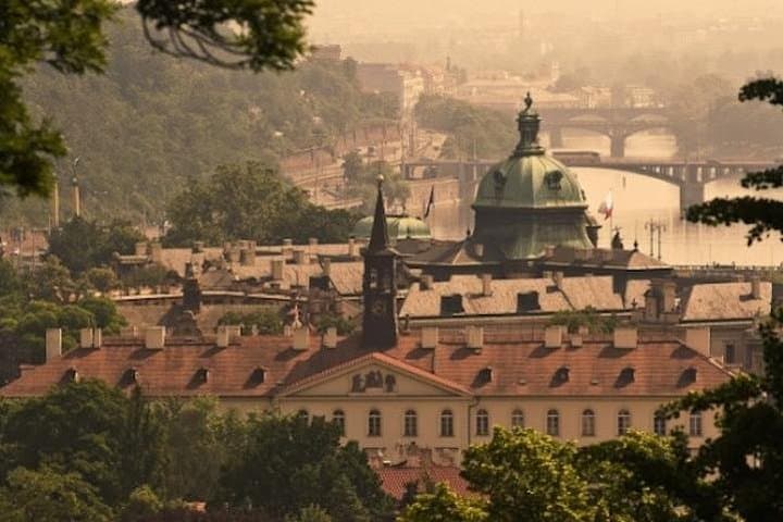 Private Prague Castle and Castle District Tour