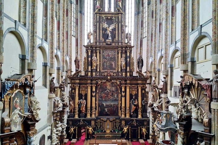 The tallest altar in Prague