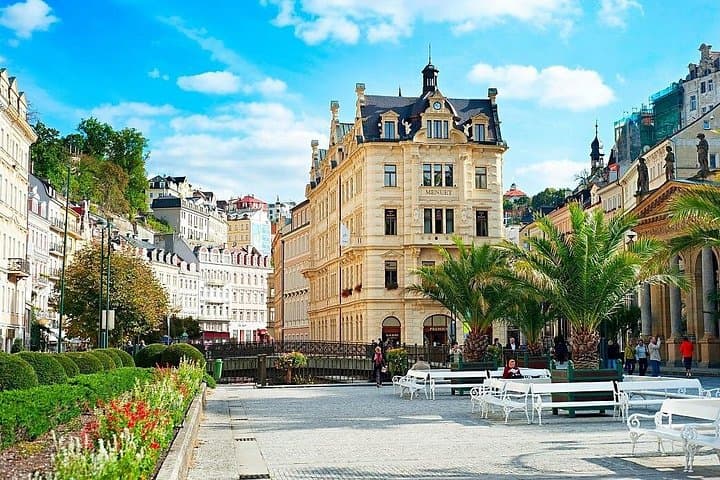 Karlovy Vary trip from Prague