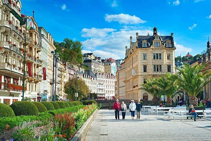 Karlovy Vary trip from Prague