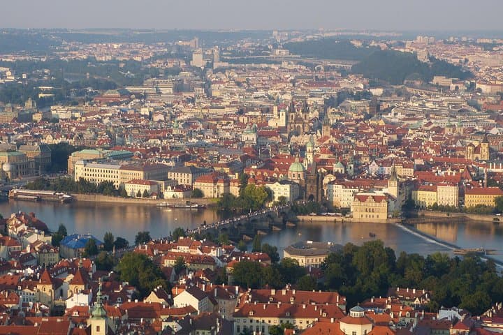 Private walking tour and Boat cruise Best of Prague