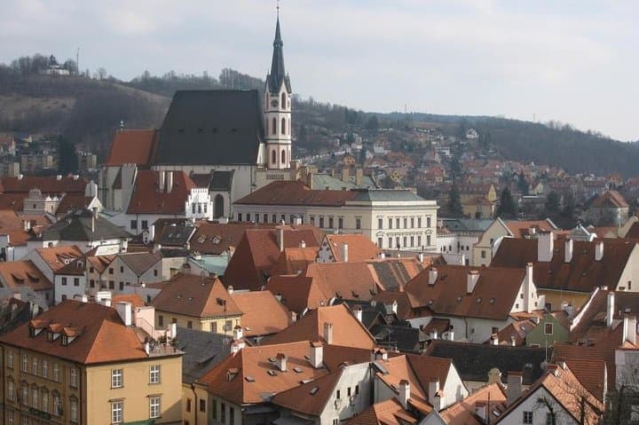 Private transfer in a Sanitized Car Prague to Vienna with 2h stop Cesky Krumlov