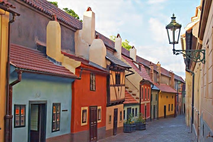 Prague Castle: Brief Introduction & Entrance Ticket