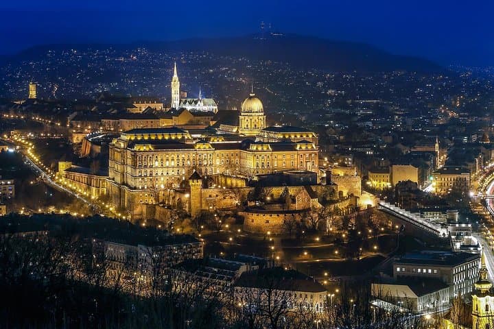 Private Transfer from Prague to Budapest, English-speaking driver