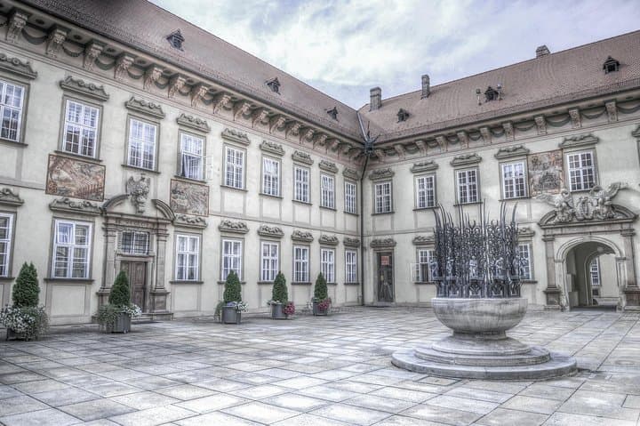 Private Transfer from Prague to Brno with 2 hours for sightseeing