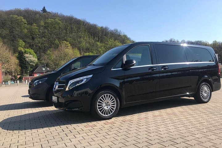Private Transfer from Passau to Prague by Luxury car