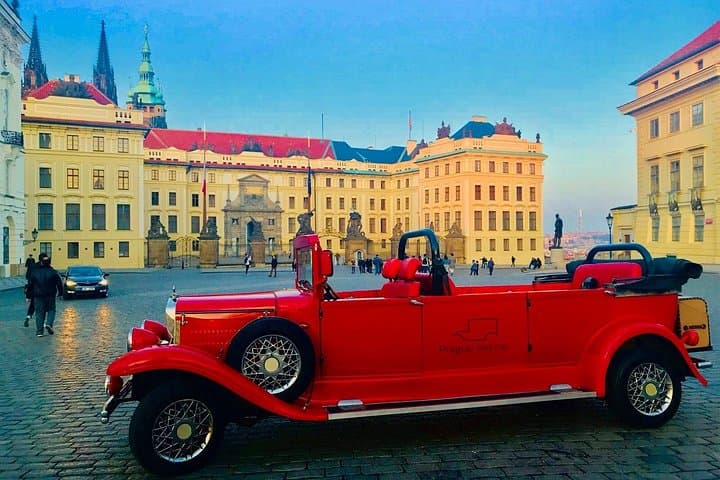 Vintage car tour to Terezín concentration camp