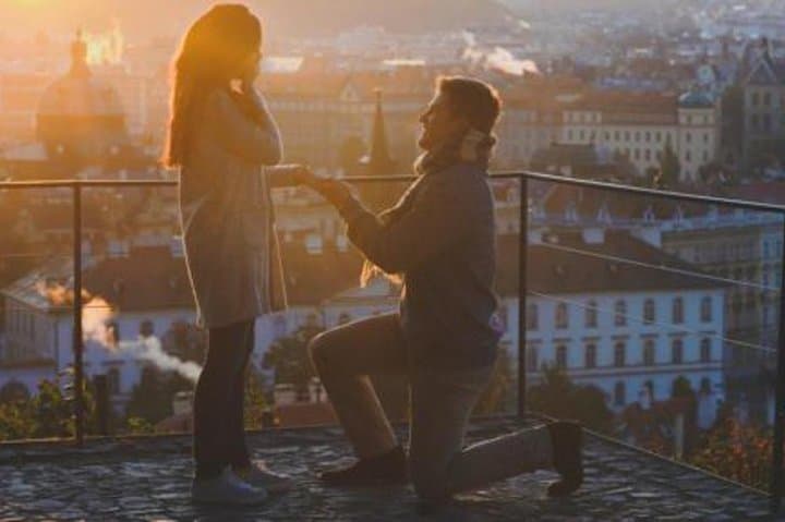 Private Photo Session with a Local Photographer in Prague