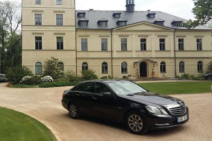 From Prague Airport to Hotel in Prague Private Transfer VIP