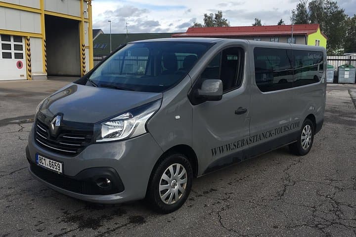 Private one way transfer from Cesky Krumlov to Hallstatt