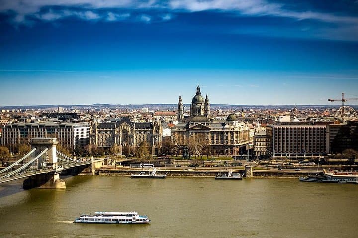 Private Transfer from Prague to Budapest, English-speaking driver
