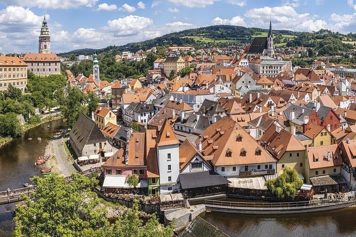 Prague to Cesky Krumlov Private 1-Way Car Transfer