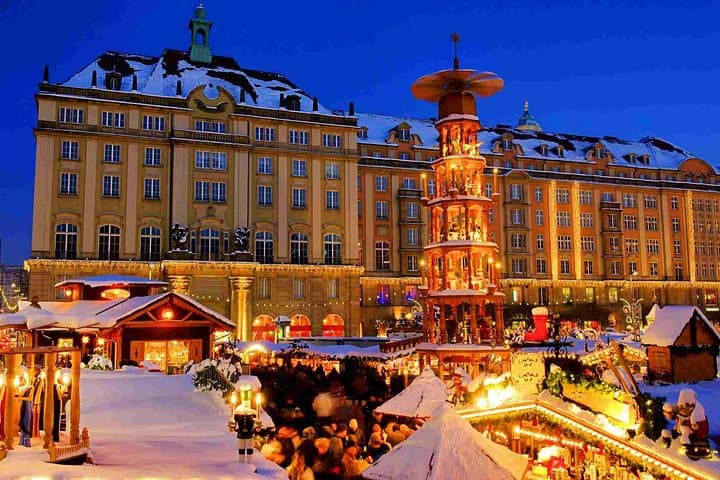 WonderFULL Dresden at Christmas Private Tour