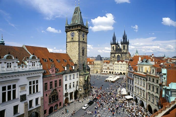 Prague Orientation 1-Hour Bus Tour with Audio Guide