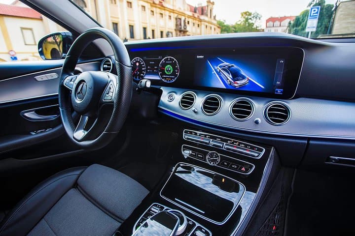 Private transfer from Prague to Vienna via Cesky Krumlov