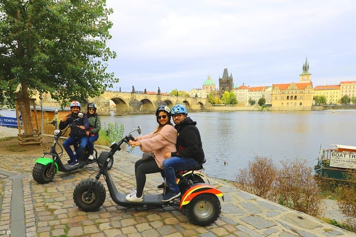 E-Bike, E-Scooter Viewpoint Fun Tour