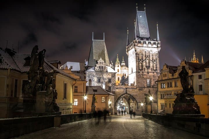 Prague Fairytale Tour: Old Town And Castle private tour
