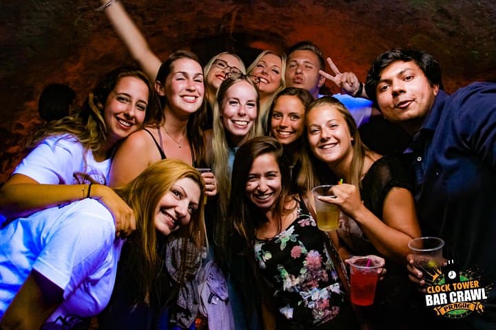 Pub Crawl: 2Hour Open Bar, Welcome Shots & VIP Club-Limited Spots