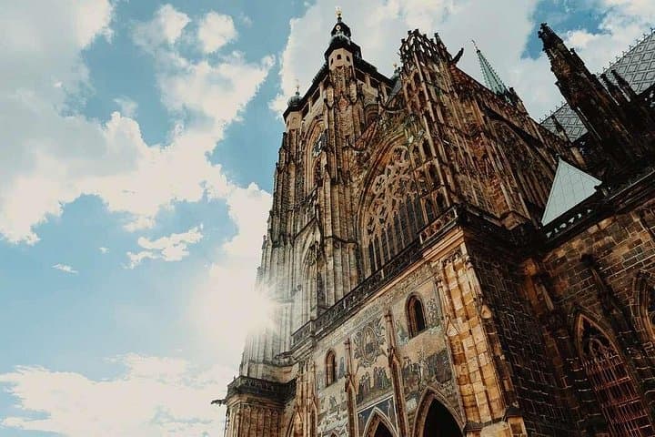 Discover Prague’s most Photogenic Spots with a Local
