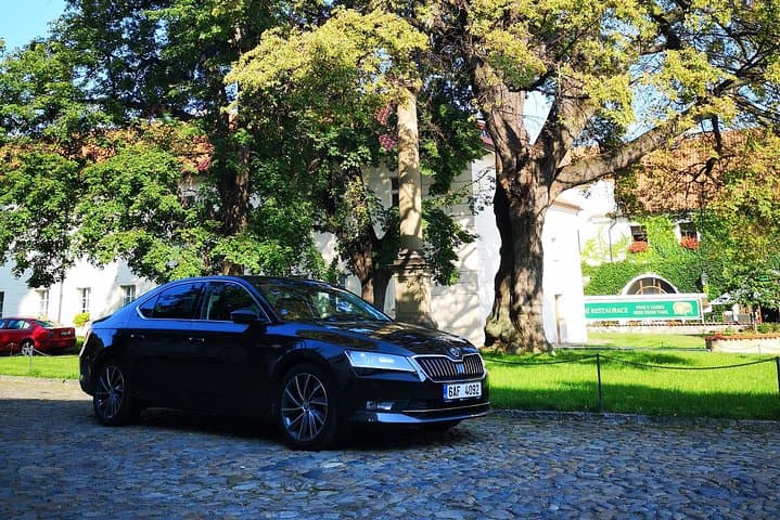 Prague Half Day Private Guided Tour by Car or Foot with Transfers
