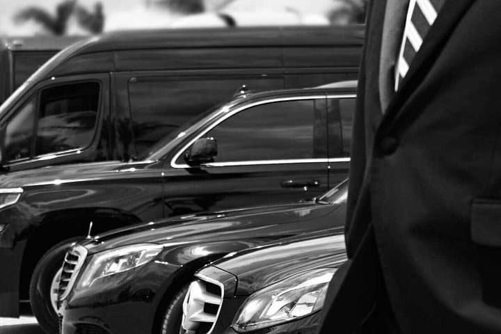 Half day Luxury Car with Driver at Disposal in Prague
