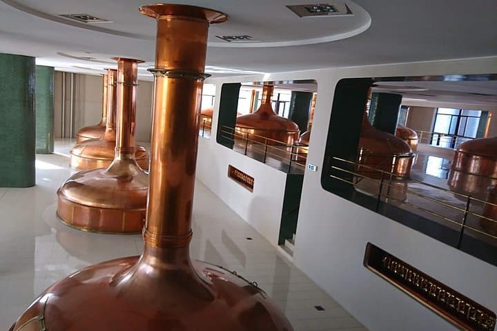 The guided tour includes the modern parts of the brewery ...