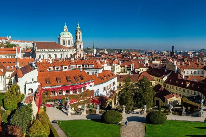 Private Lesser Town tour - Historical Treasure Hunt